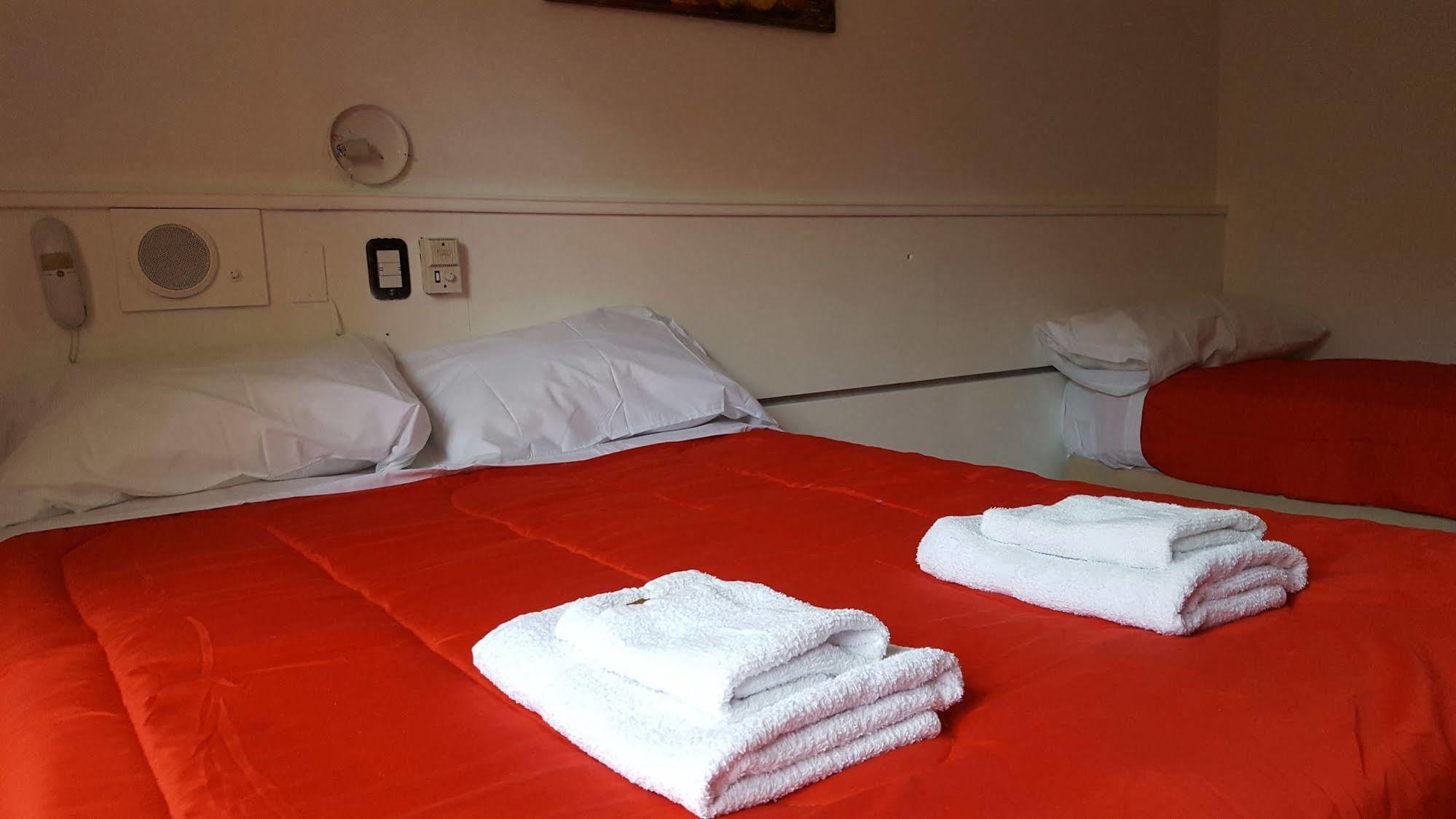 Hotel Cels Andins Mendoza Esterno foto